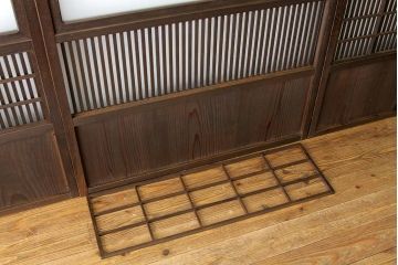 古民具・骨董　古い木の裏障子付き格子4枚セット(引き戸・建具)
