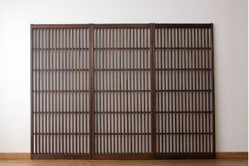 古民具・骨董　希少な高さ2mの大きな太格子戸3枚セット(引き戸)