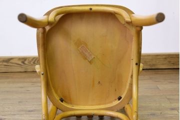 アンティーク家具　アンティーク　DREVOUNIA社　小ぶりでおしゃれなベントウッドチェア2脚セット(トーネットチェア)