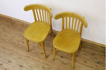 アンティーク家具　 アンティーク　DREVOUNIA社　小ぶりでおしゃれなベントウッドチェア2脚セット(トーネットチェア)(2)