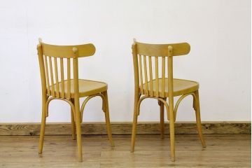 アンティーク家具　 アンティーク　DREVOUNIA社　小ぶりでおしゃれなベントウッドチェア2脚セット(トーネットチェア)(2)