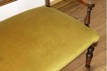 ヴィンテージ家具　イギリスビンテージ　インレイ(象嵌)の素晴らしいセティ(長椅子・ベンチ)