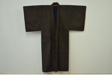 アンティーク雑貨　○古い木綿着物　3点(縦縞、絣　古布材料)
