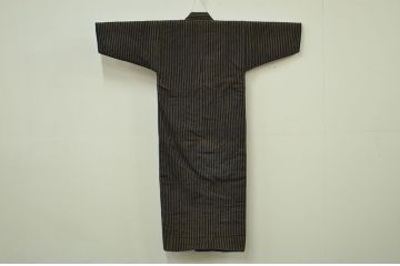 アンティーク雑貨　○古い木綿着物　3点(縦縞、絣　古布材料)