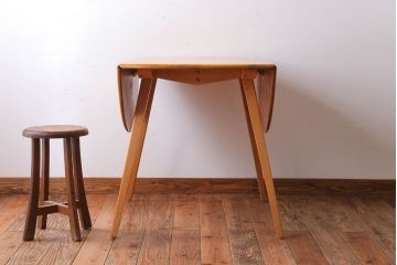 アンティーク家具　イギリスERCOL(アーコール)　ウィンザーシリーズ　ドロップリーフテーブル(バタフライテーブル)(2)