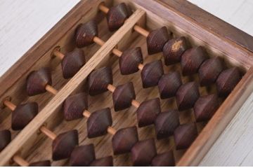 アンティーク雑貨　明治期!出来の良い桑製硯箱・算盤付(帳箱)