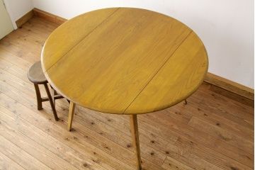 ヴィンテージ家具　イギリスビンテージ　アーコール(ERCOL)ドロップリーフテーブル