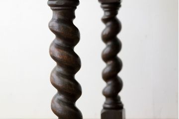 アンティーク家具　イギリスアンティーク　ツイストレッグエクステンションテーブル(オーク材)