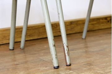ヴィンテージ家具　イギリスビンテージ　スクールパイプチェア2脚セット　スタッキング椅子