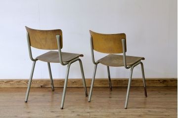 ヴィンテージ家具　イギリスビンテージ　スクールパイプチェア2脚セット　スタッキング椅子