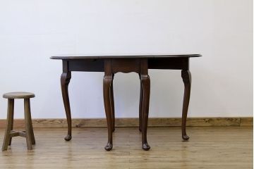 アンティーク家具　イギリスアンティーク　クイーンアン様式ゲートレッグテーブル