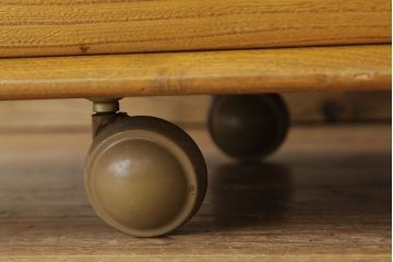 ヴィンテージ家具　イギリスビンテージ アーコール(ERCOL)サイドボードチェスト(キャビネット、収納棚)