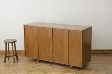ヴィンテージ家具　イギリスビンテージ アーコール(ERCOL)サイドボードチェスト(キャビネット、収納棚)