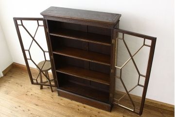 アンティーク家具　イギリスアンティーク ブックケース・ガラスショーケース・キャビネット(本箱)