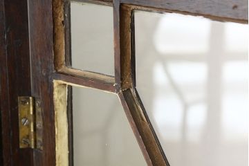 アンティーク家具　イギリスアンティーク ブックケース・ガラスショーケース・キャビネット(本箱)