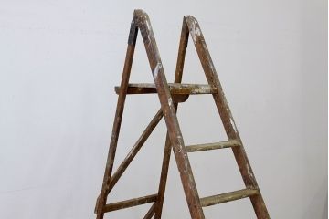 アンティーク雑貨　イギリスアンティーク　ウッドステップラダー脚立梯子(ディスプレイ用)(1)