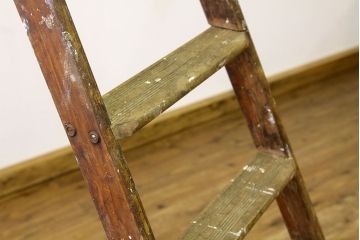 アンティーク雑貨　イギリスアンティーク　ウッドステップラダー脚立梯子(ディスプレイ用)(1)