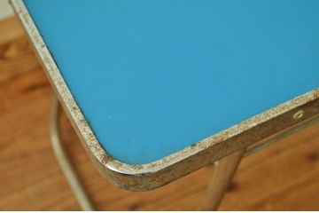 レトロ家具　昭和レトロ 鉄脚の折り畳みテーブル(鉄足、机、在宅ワーク、在宅用テーブル、作業台、デスク、アイアン)