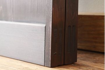 大正ロマン　素敵なデザインの巾のせまい菱型ダイヤガラス引き戸(建具・ガラス戸)