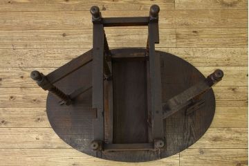 アンティーク家具　イギリスアンティーク　小ぶりなゲートレッグテーブル(ツイストレッグバタフライ)