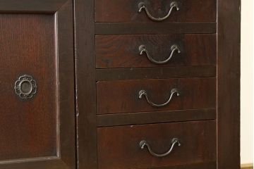 アンティーク家具　六尺　古民具・骨董　モダンで重厚な結霜ガラス水屋箪笥(のぼり付き)(食器棚、収納棚)