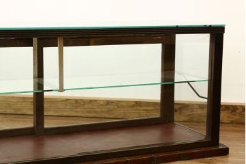 アンティーク家具　アンティーク 古いタバコ屋の重厚なR型ガラスケース(ショーケース)