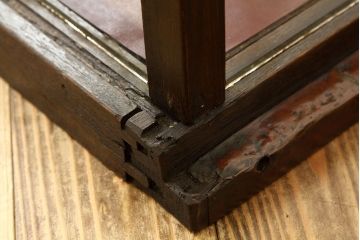 アンティーク家具　アンティーク 古いタバコ屋の重厚なR型ガラスケース(ショーケース)
