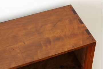 アンティーク家具　古い木のシンプルなアンティーク飾り棚(陳列棚)