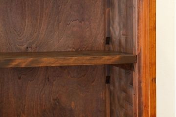 アンティーク家具　古い木のシンプルなアンティーク飾り棚(陳列棚)