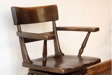 中古　柏木工　ウィルダネス回転イス?