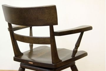 中古　柏木工　ウィルダネス回転イス?