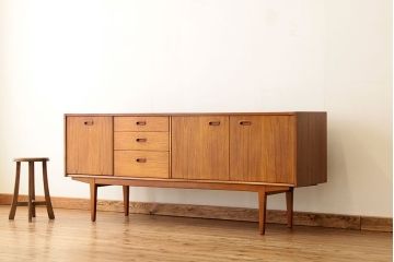 アンティーク家具　1960年代北欧デザインミッドセンチュリーサイドボード(リビングボード)NATHAN