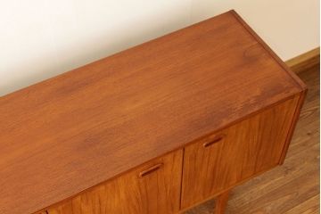 アンティーク家具　1960年代北欧デザインミッドセンチュリーサイドボード(リビングボード)NATHAN