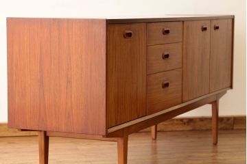 アンティーク家具　1960年代北欧デザインミッドセンチュリーサイドボード(リビングボード)NATHAN