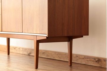 アンティーク家具　1960年代北欧デザインミッドセンチュリーサイドボード(リビングボード)NATHAN