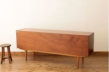 アンティーク家具　1960年代北欧デザインミッドセンチュリーサイドボード(リビングボード)NATHAN