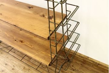 レトロ家具　昭和レトロ　古い商店のアイアン飾り棚(陳列棚)