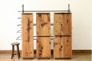 レトロ家具　昭和レトロ　古い商店のアイアン飾り棚(陳列棚)