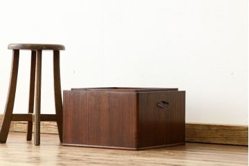 アンティーク雑貨　アンティーク　古い木の角火鉢