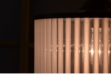 アンティーク　古い洋館の吊り下げガラス照明