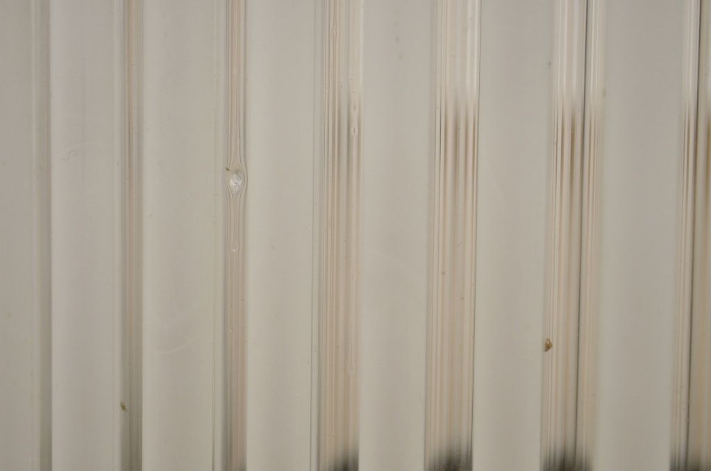 アンティーク　古い洋館の吊り下げガラス照明