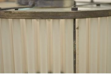 アンティーク　古い洋館の吊り下げガラス照明