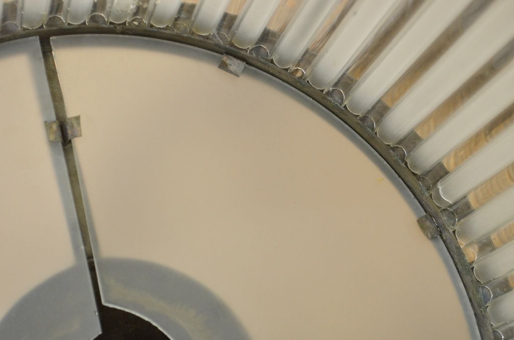 アンティーク　古い洋館の吊り下げガラス照明