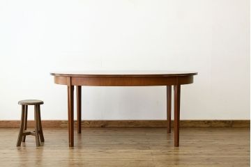 ヴィンテージ家具　北欧ビンテージオーバルエクステンションテーブル1960年代ミッドセンチュリー