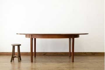 ヴィンテージ家具　北欧ビンテージオーバルエクステンションテーブル1960年代ミッドセンチュリー