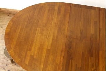 ヴィンテージ家具　北欧ビンテージオーバルエクステンションテーブル1960年代ミッドセンチュリー
