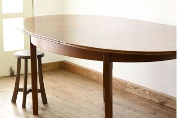 ヴィンテージ家具　北欧ビンテージオーバルエクステンションテーブル1960年代ミッドセンチュリー
