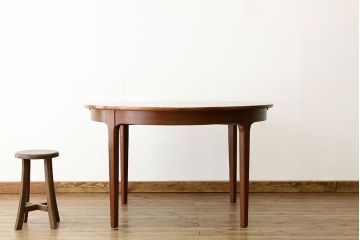 ヴィンテージ家具　北欧ビンテージエクステンションテーブル1960年代ミッドセンチュリー