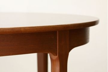 ヴィンテージ家具　北欧ビンテージエクステンションテーブル1960年代ミッドセンチュリー