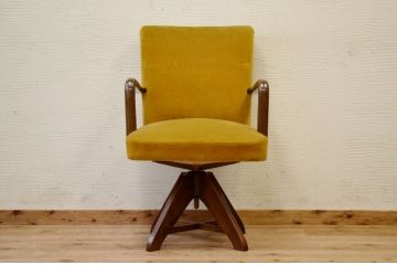 アンティーク家具　とてもきれいな回転椅子(アームチェア)